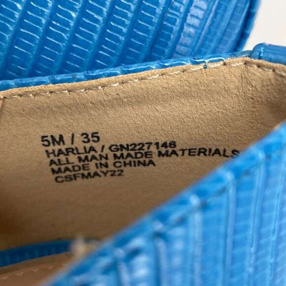 BCBGeneration Women's Harlia Pointed Toe Pump Blue Size 5M - Picture 9 of 10